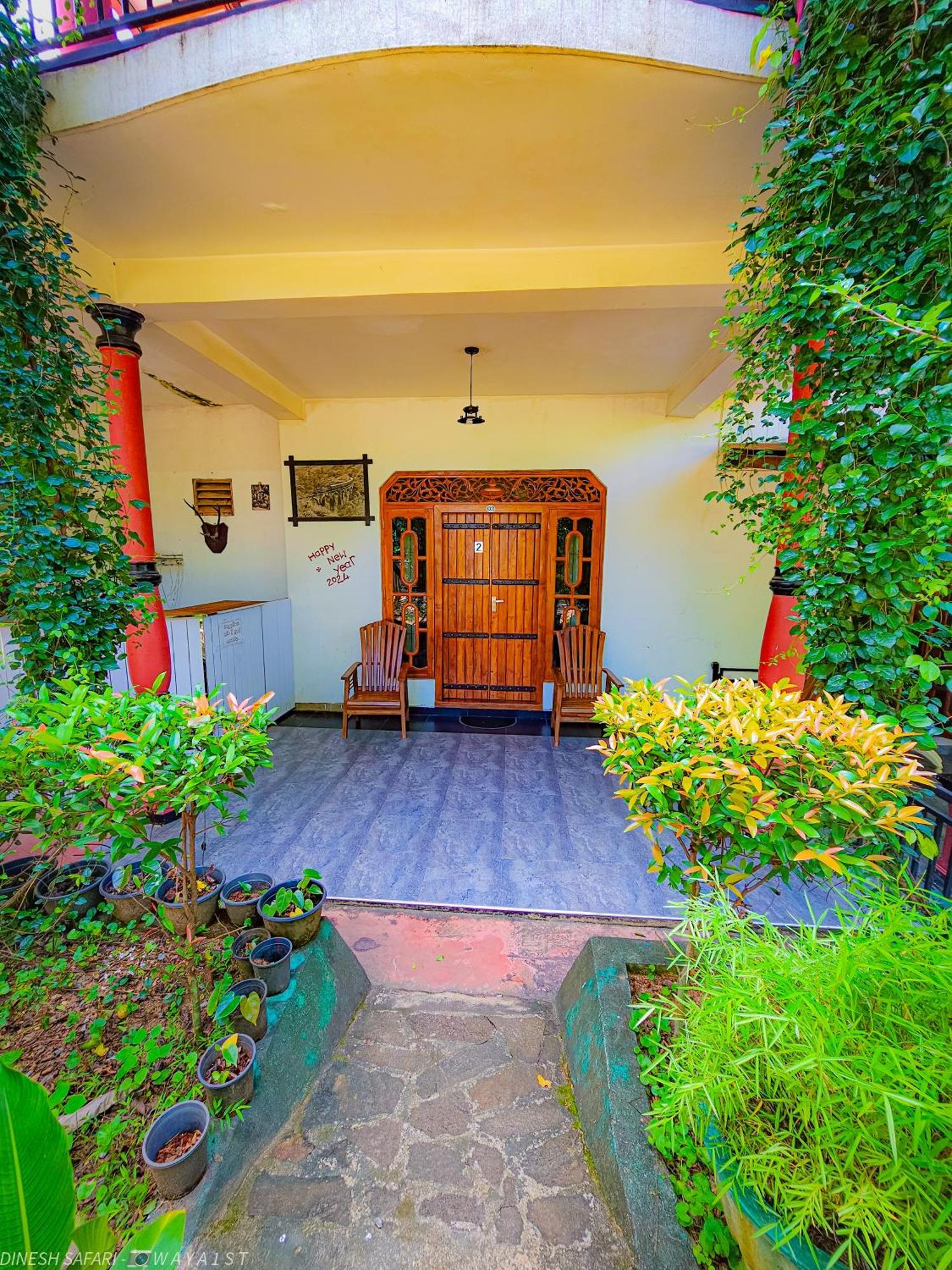 Dinesh Safari Homestay Udawalawe Exterior photo